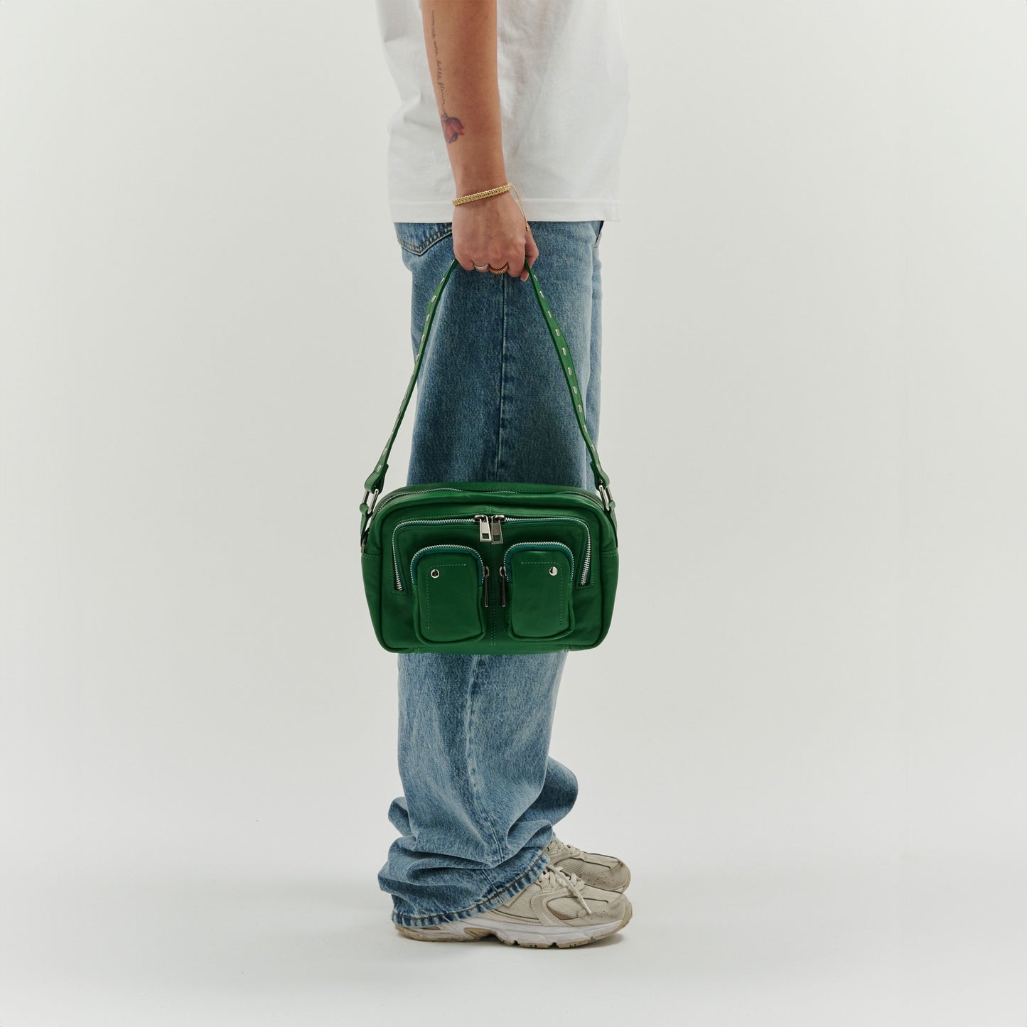 Núnoo Ellie Silky Green Ferent Crossbody Green
