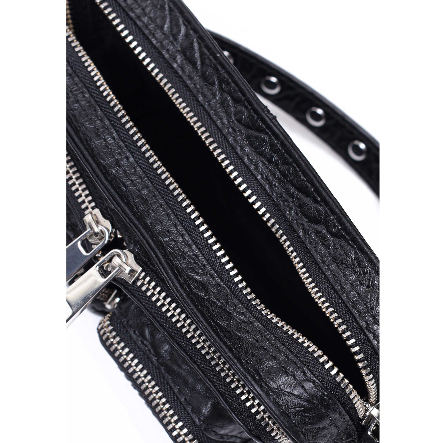 Núnoo Helena New Zealand Black Small bag