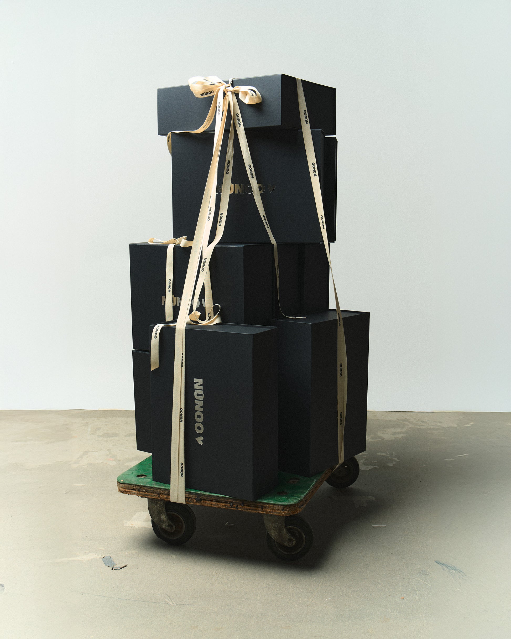 Núnoo Advent Calender 2025 Maxi Black