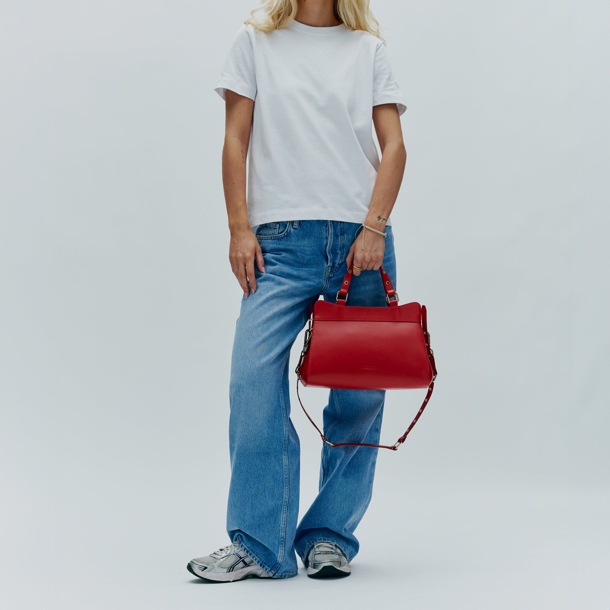 Núnoo Cher 2 Florence Bright Red w. Gold Medium Bright Red