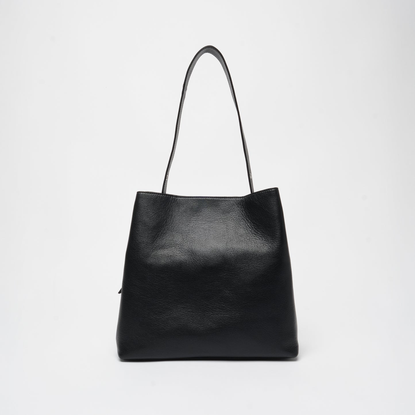 Núnoo Chiara Air 1 Black Shoulder bags