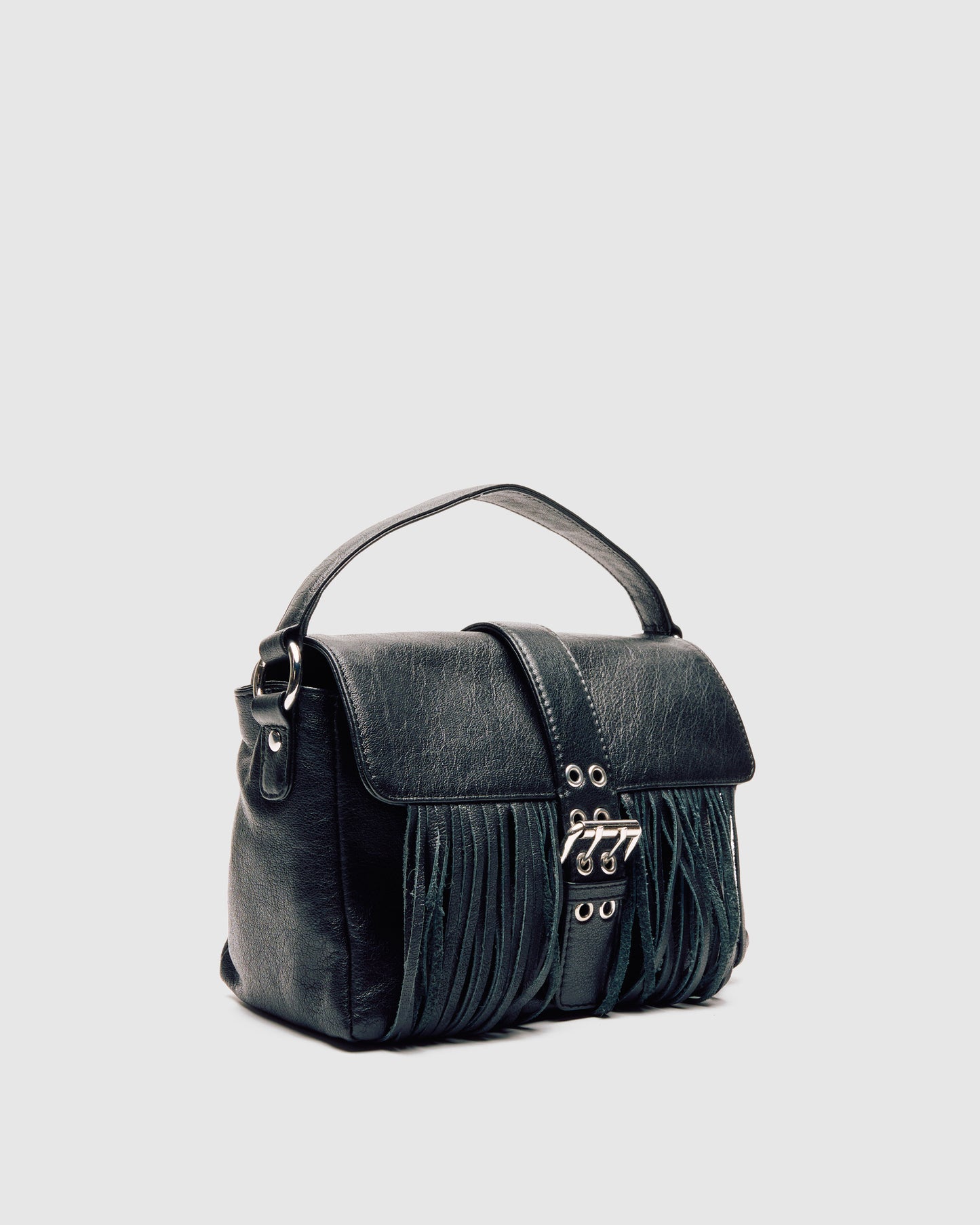 Núnoo Honey Buckle Fringe Mountain Black Medium Black