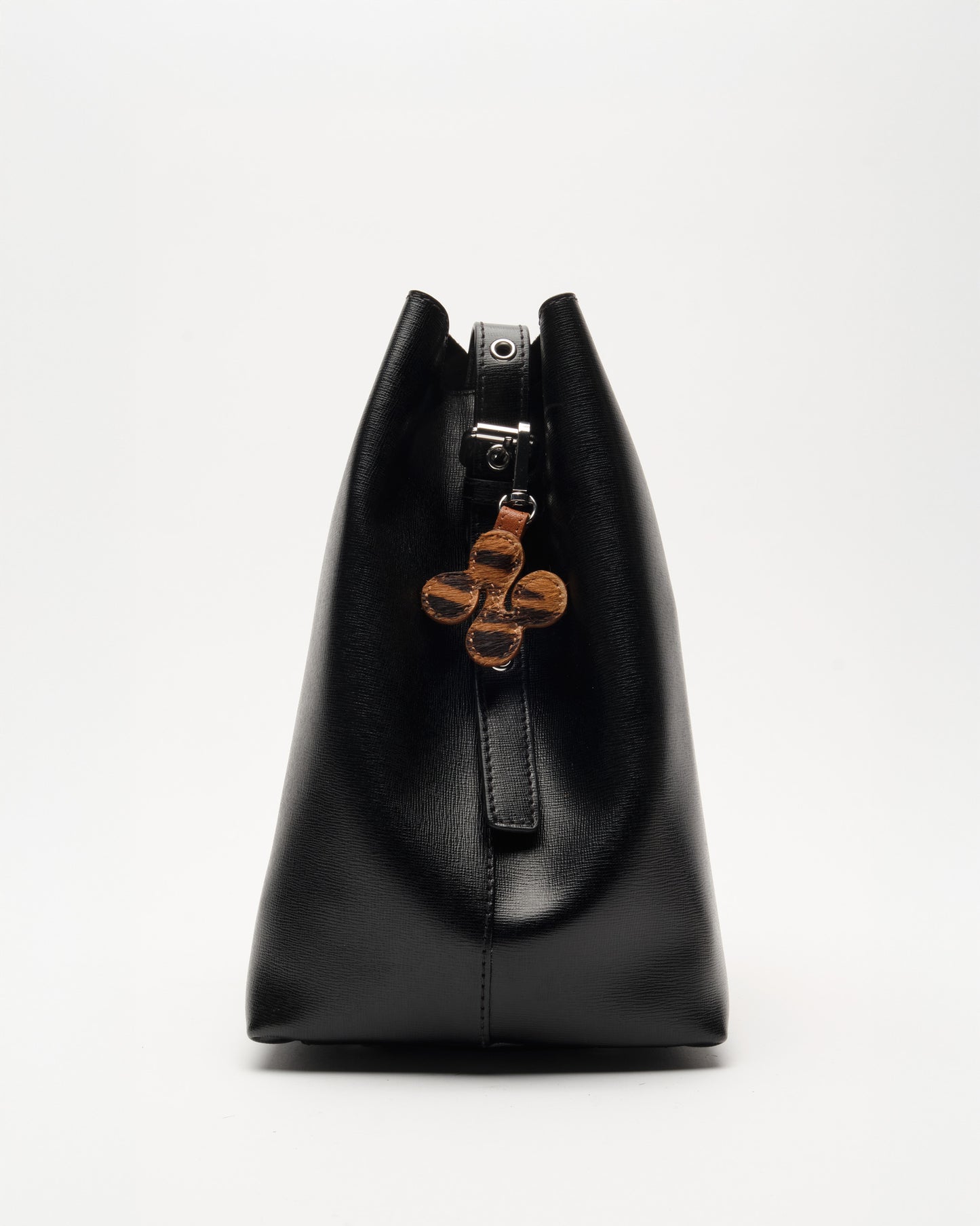 Núnoo Logo Bagcharm Stripes Deluxe Dark Brown Accessories Stripes