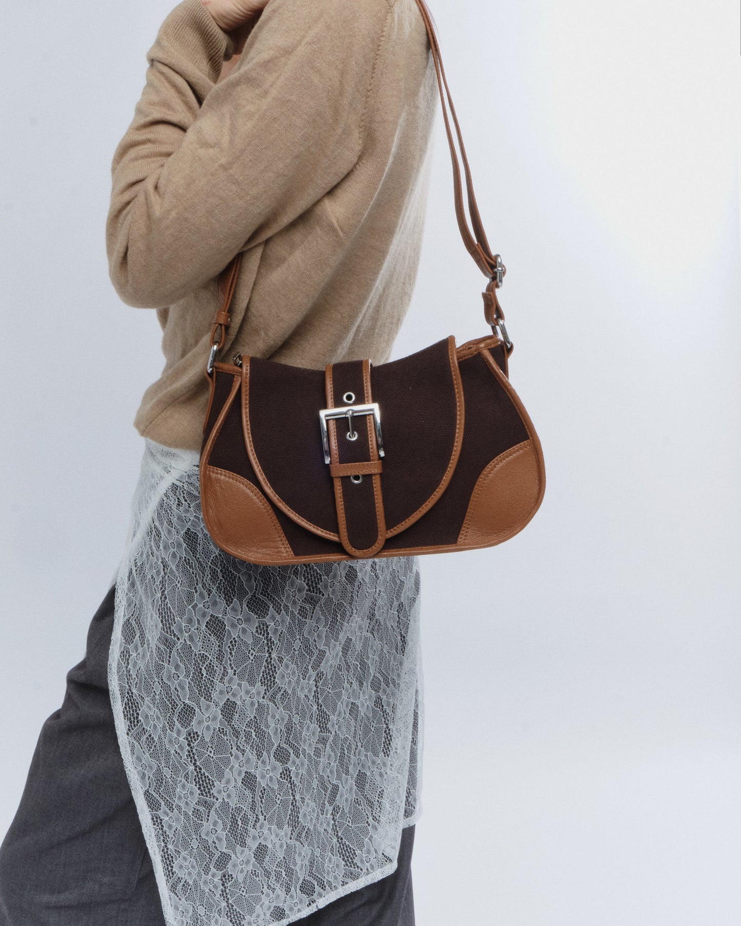 Núnoo Maria Canvas Coffee Medium Coffee